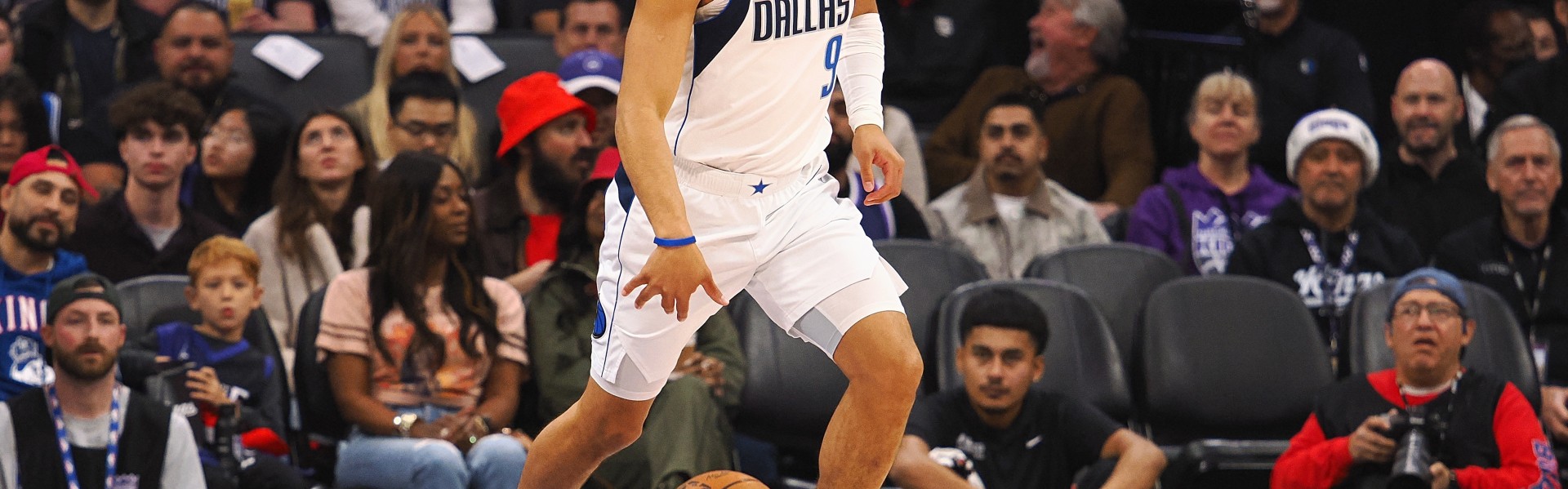 半岛体育官网-超东契奇&amp;基德！瑞安·内姆哈德常规时间送出21次助攻 创队史纪录