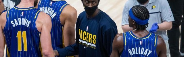 半岛app-美媒答疑：湖人最后一席留给谁？拉夫注定被买断？