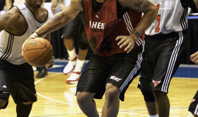 比斯利：给我开火权我至少是安东尼级别的得分手 甚至拿一次MVP