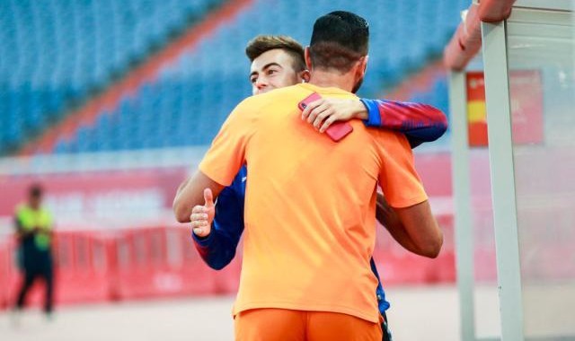 半岛体育官网-中超旧将意甲首次相遇 佩莱造点受伤沙拉维4射0中