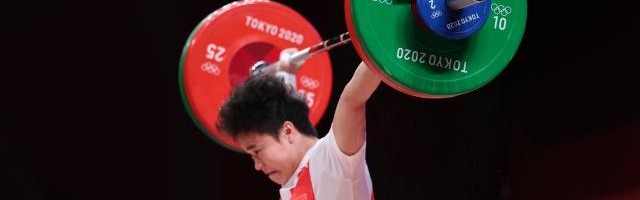 半岛体育-稳！侯志慧顶住“内卷”压力 破世界纪录全运再夺金